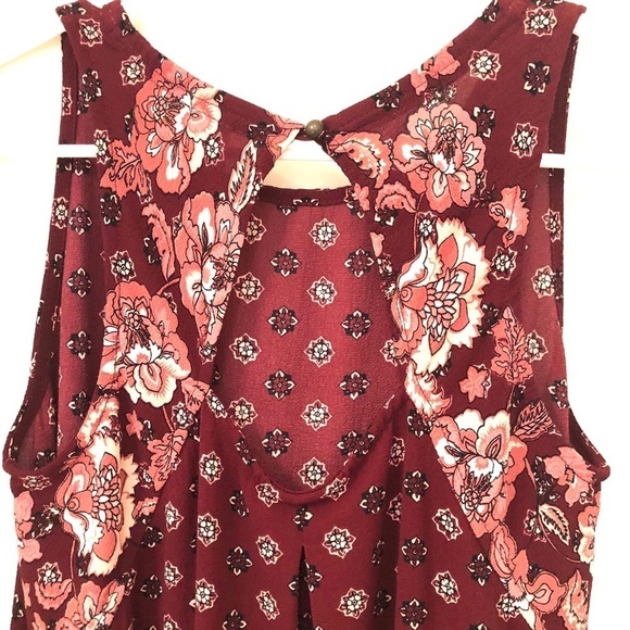 2/$15 Xhilaration - Maroon Patterned Tank top - Picture 6 of 8